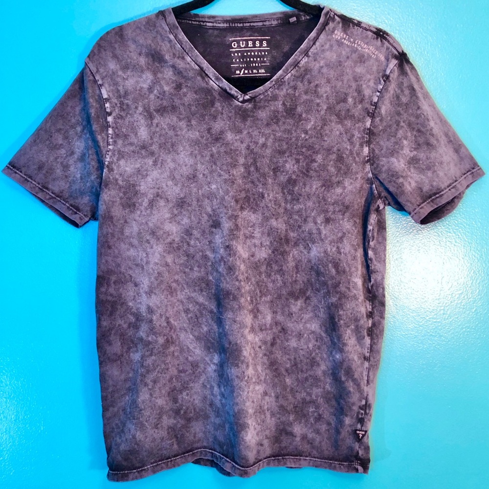 Guess Men’s Acid Wash V-Neck T-Shirt - Picture 1 of 8